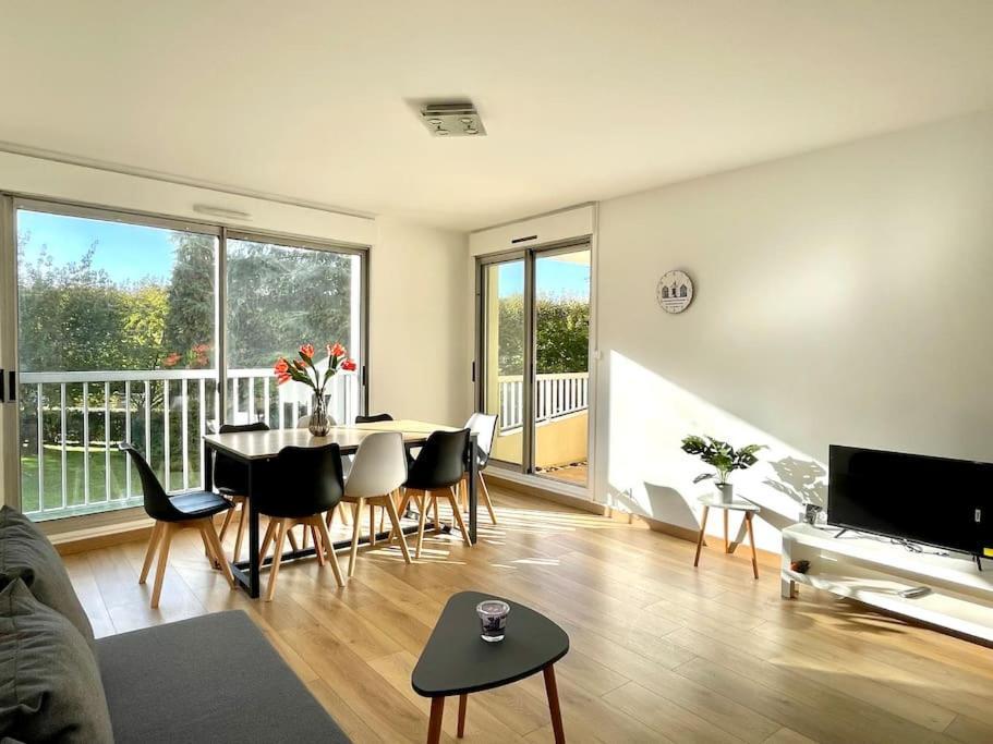 Friendly Bean Apartment Cachan Bagian luar foto