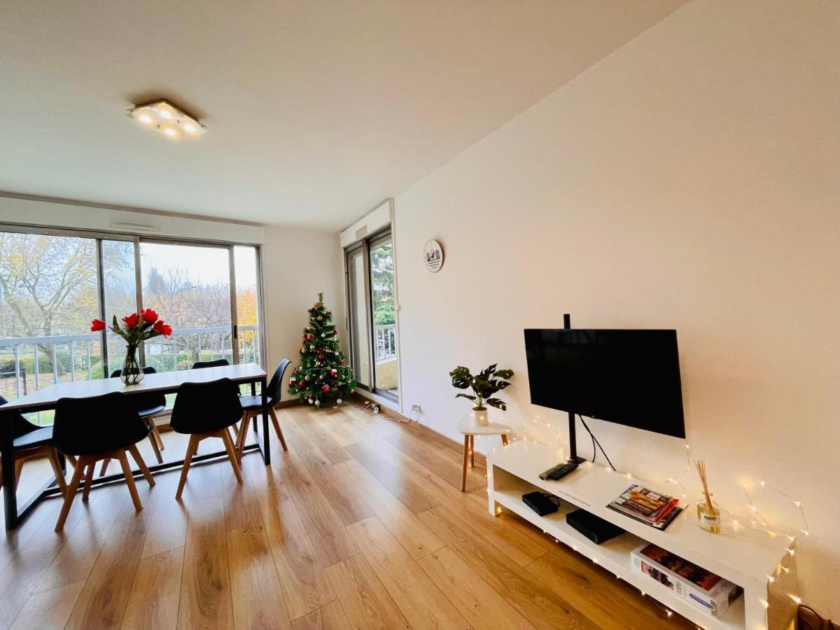 Friendly Bean Apartment Cachan Bagian luar foto